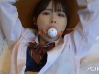 长相甜美短发高颜值苗条妹子自摸裸秀 沙发上脱光光自摸逼逼特写翘着屁股非常诱人 很是诱惑喜欢不要错过